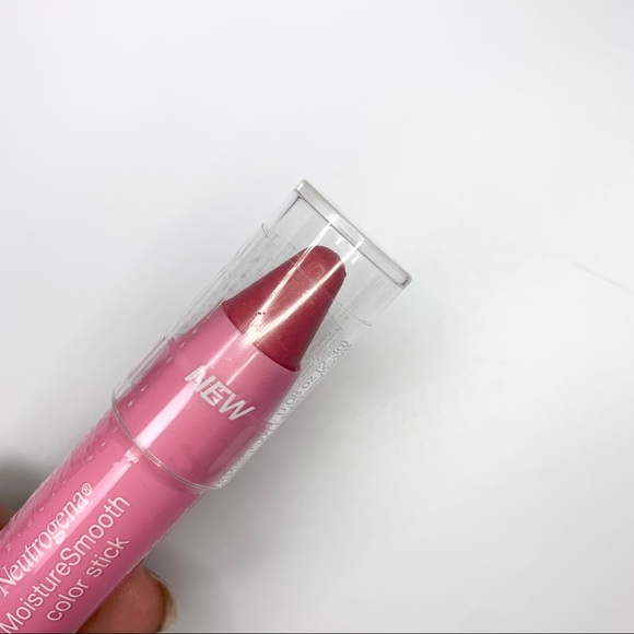 Bundle of Lip Products and Eyeliner Make-Up - Picture 4 of 8